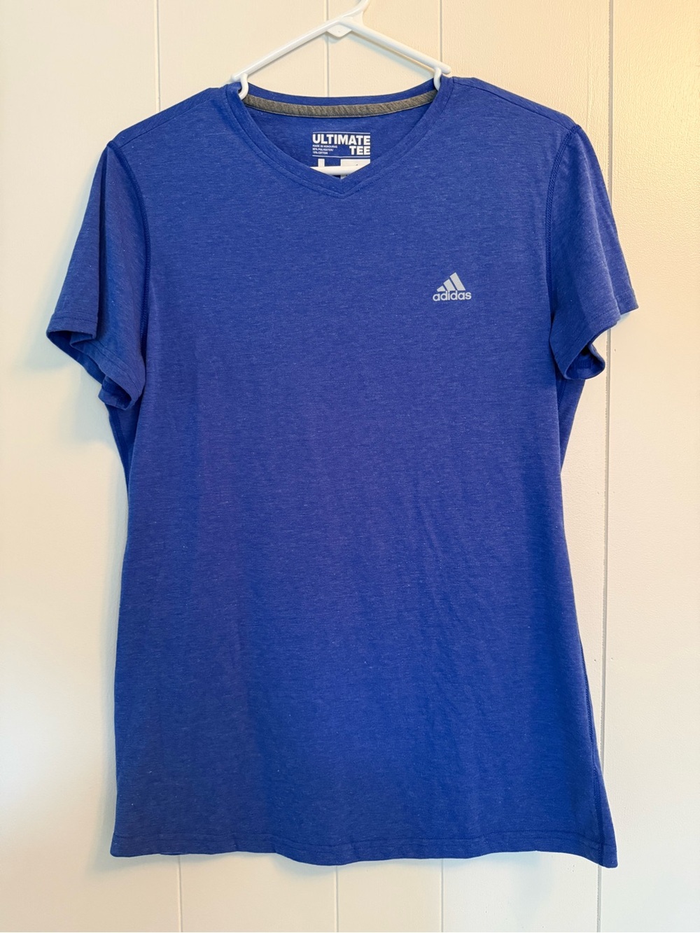 adidas Women's Large Royal Blue V-Neck Short Sleeve Tee